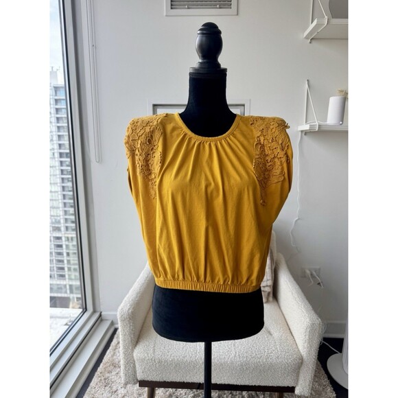 Express Mustard Yellow Embroidered Sleeveless Banded Tank Size Large - Picture 1 of 5